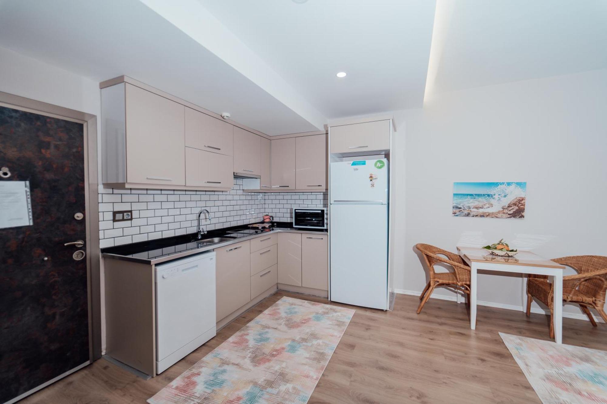 Fortunella Aparthotel 3*