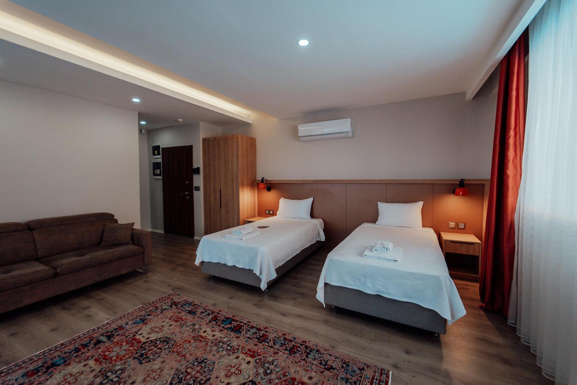 Aparthotel Fortunella 3*
